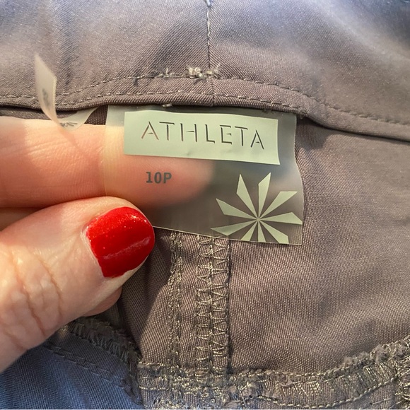 Athleta Dipper Pants, NWT, 10 Petite - Picture 4 of 4